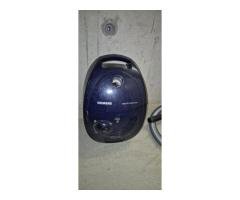 Siemens Vacuum Cleaner - Image 2